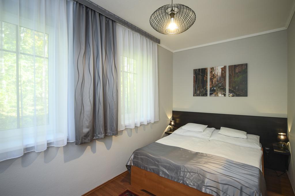 Salt Hill Apartmanok エゲルサローク エクステリア 写真