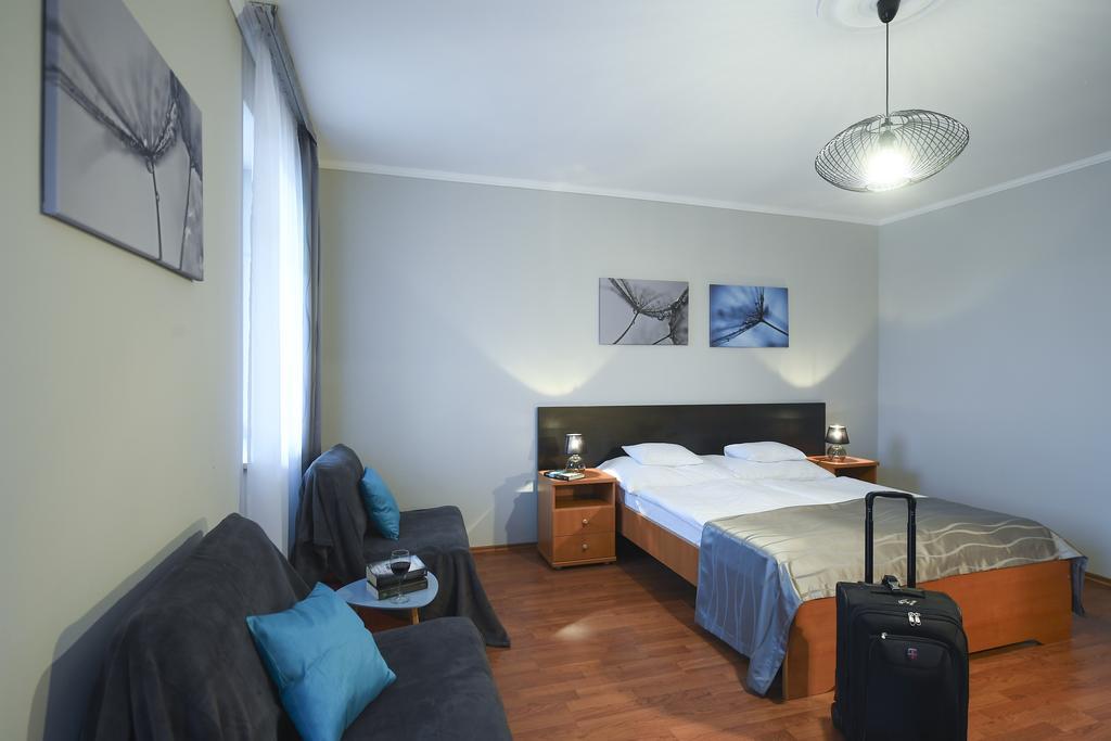 Salt Hill Apartmanok エゲルサローク エクステリア 写真