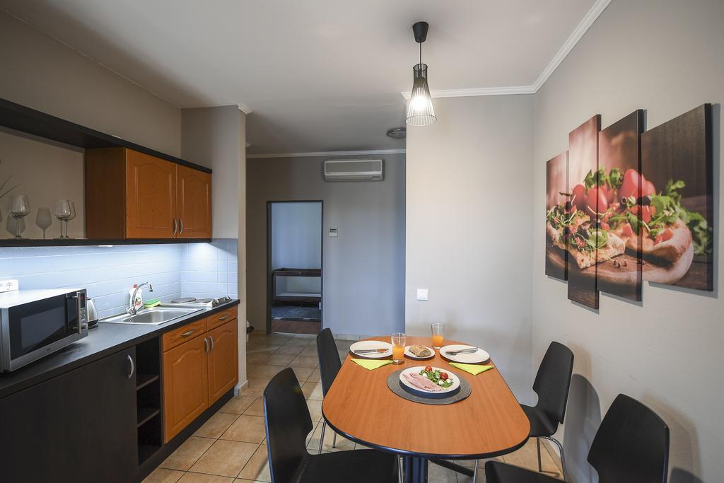 Salt Hill Apartmanok エゲルサローク エクステリア 写真