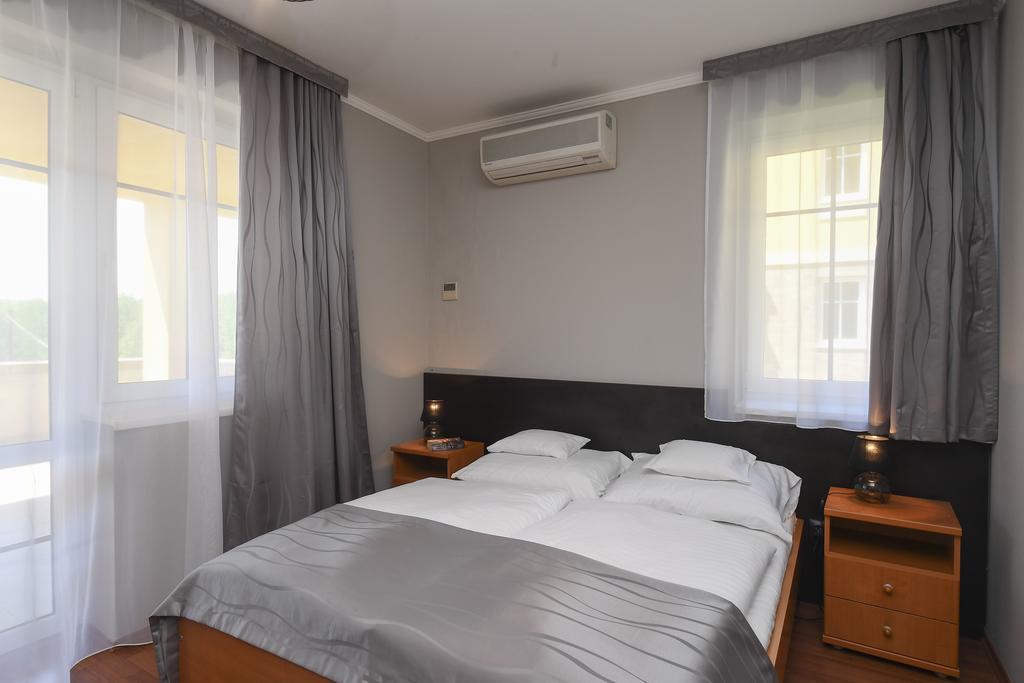 Salt Hill Apartmanok エゲルサローク エクステリア 写真
